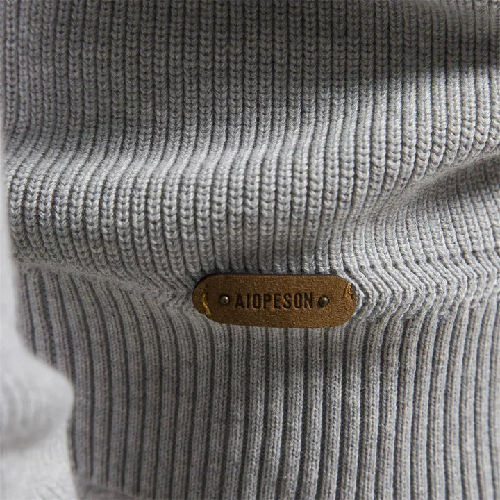 Sweter z zamkiem dzianinowy