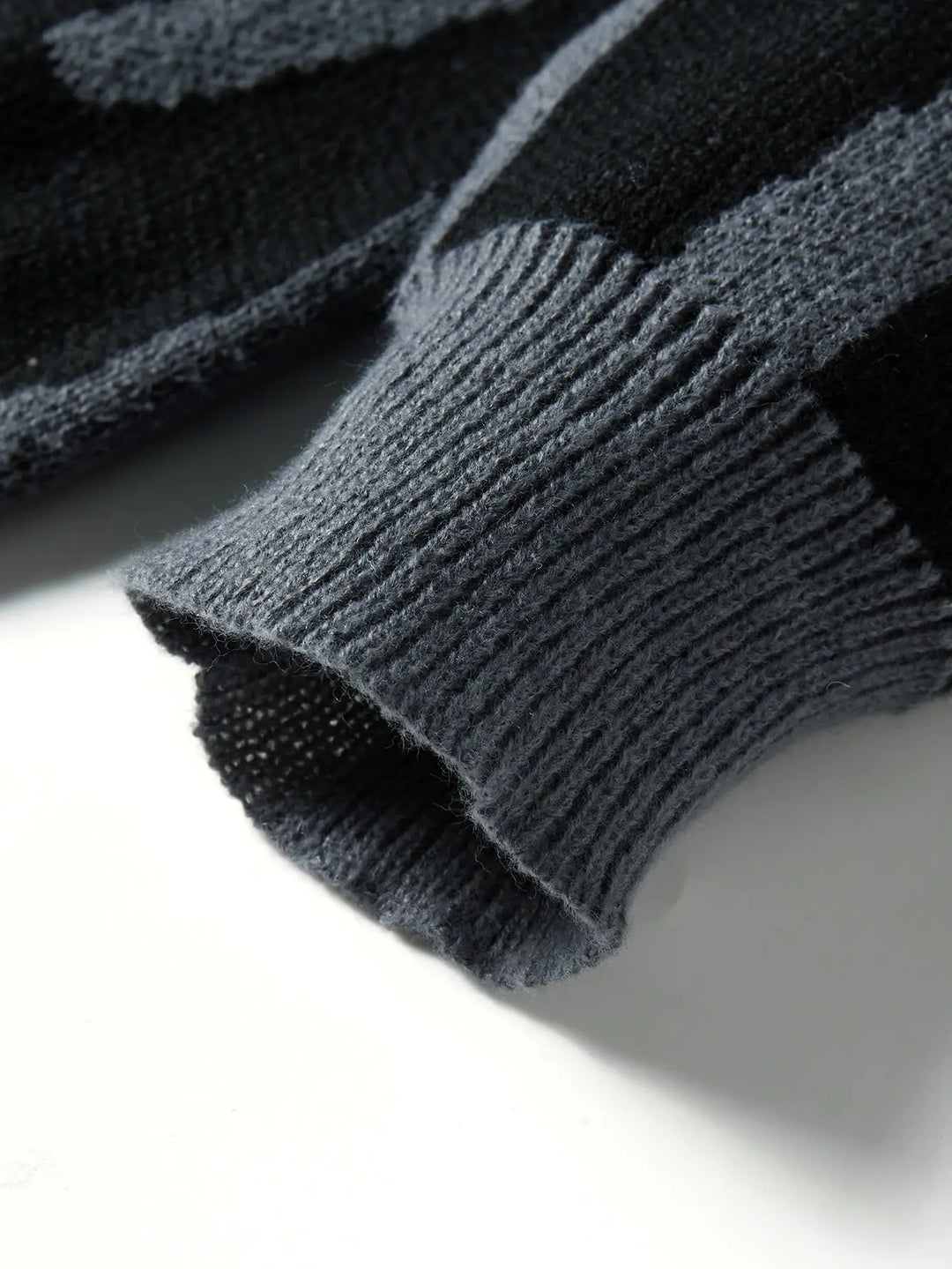 Modny Męski Sweter