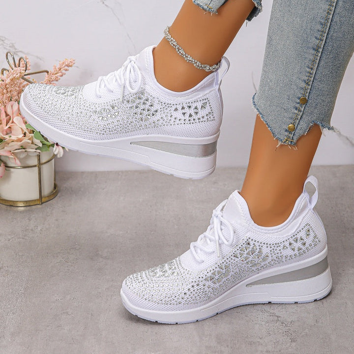 Rina | Przewiewne Sneakersy Ozdobione Kryształkami